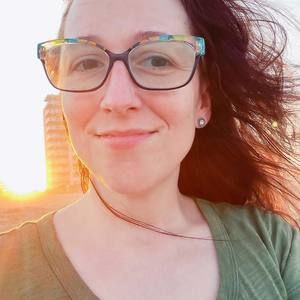 Meet your Posher, Sara